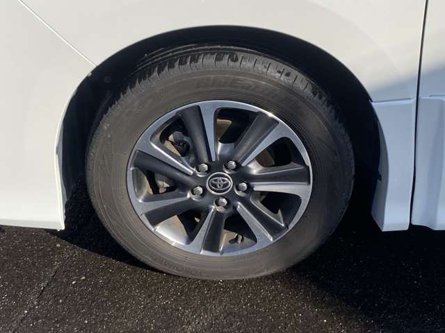トヨタ ノア ２．０ ＳＩ ＷＸＢＩＩ R1年 (東北) 99