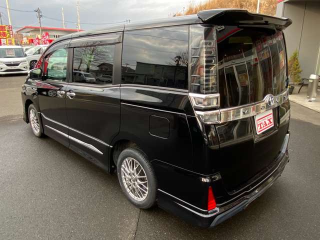 トヨタ ヴォクシー １．８ ハイブリッド ＺＳ 煌ＩＩ R2年 (東北) 99