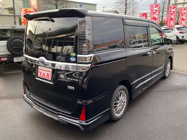 トヨタ ヴォクシー １．８ ハイブリッド ＺＳ 煌ＩＩ R2年 (東北) 99