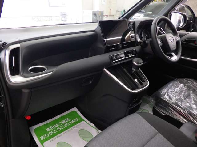 トヨタ ノア １．８ ハイブリッド Ｓ－Ｇ Ｅ－ＦＯＵＲ ４ＷＤ R8年 (東北) 99