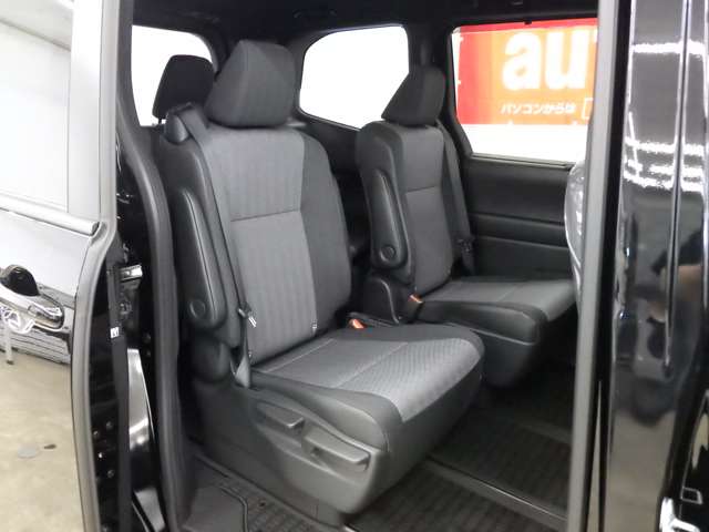 トヨタ ノア １．８ ハイブリッド Ｓ－Ｇ Ｅ－ＦＯＵＲ ４ＷＤ R8年 (東北) 99
