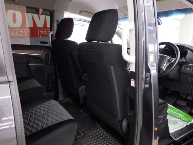 三菱 デリカ　Ｄ：５ ２．２ Ｇ パワーパッケージ ディーゼルターボ ４ＷＤ R4年 (東北) 99
