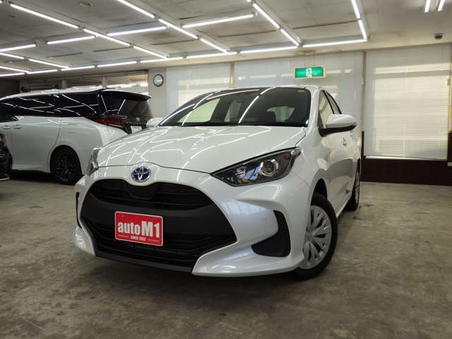 トヨタ ヤリス １．５ ハイブリッド Ｘ Ｅ－ＦＯＵＲ ４ＷＤ R5年 (東北) 99
