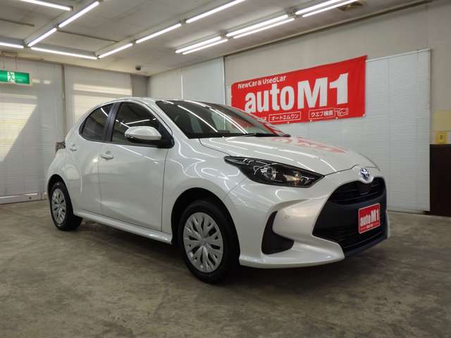 トヨタ ヤリス １．５ ハイブリッド Ｘ Ｅ－ＦＯＵＲ ４ＷＤ R5年 (東北) 99