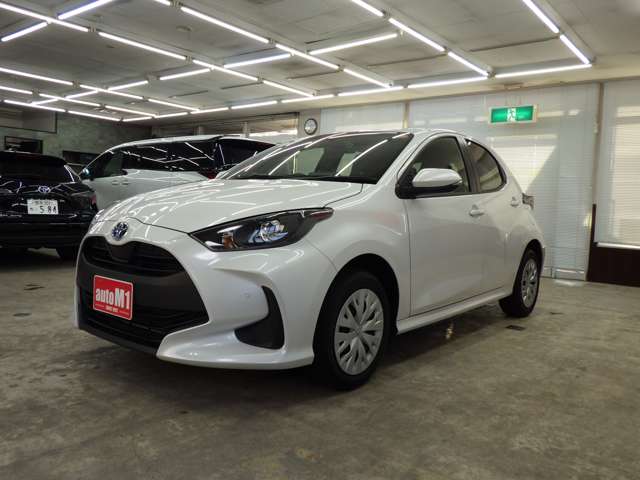 トヨタ ヤリス １．５ ハイブリッド Ｘ Ｅ－ＦＯＵＲ ４ＷＤ R5年 (東北) 99