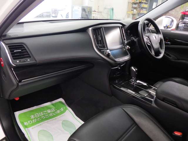 トヨタ クラウン　ハイブリッド ハイブリッド ２．５ Ｓ ＦＯＵＲ ４ＷＤ H28年 (東北) 99