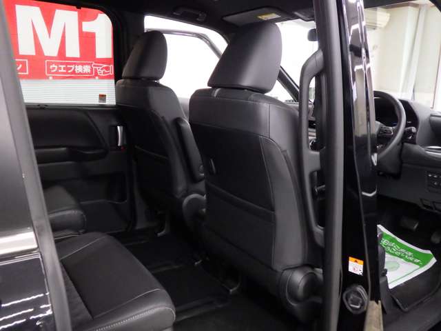 トヨタ ノア １．８ ハイブリッド Ｓ－Ｚ Ｅ－ＦＯＵＲ ４ＷＤ R7年 (東北) 99