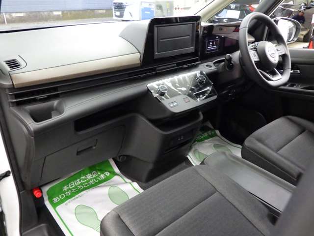 日産 セレナ １．４ Ｅ－４ＯＲＣＥ ハイウェイスターＶ ４ＷＤ R7年 (東北) 99