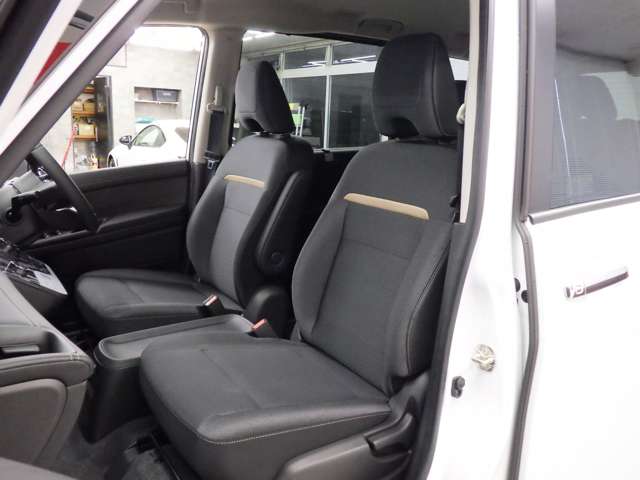 日産 セレナ １．４ Ｅ－４ＯＲＣＥ ハイウェイスターＶ ４ＷＤ R7年 (東北) 99