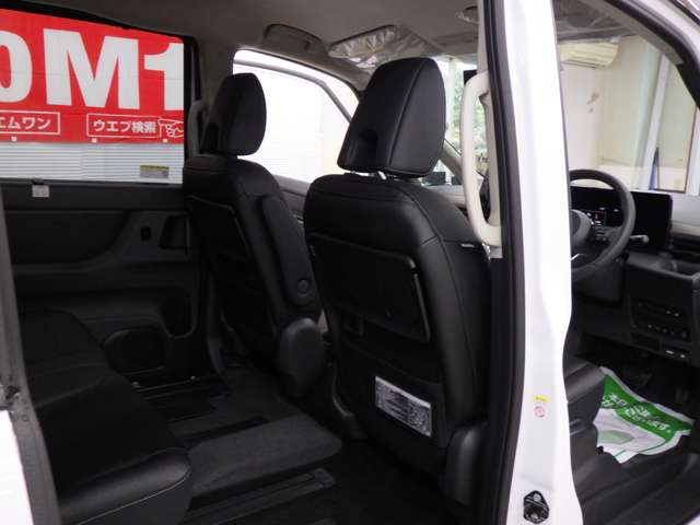 日産 セレナ １．４ Ｅ－４ＯＲＣＥ ハイウェイスターＶ ４ＷＤ R7年 (東北) 99