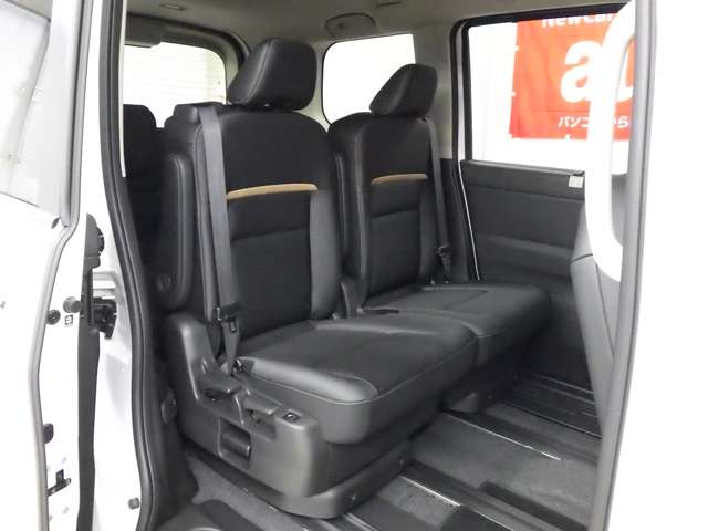 日産 セレナ １．４ Ｅ－４ＯＲＣＥ ハイウェイスターＶ ４ＷＤ R7年 (東北) 99