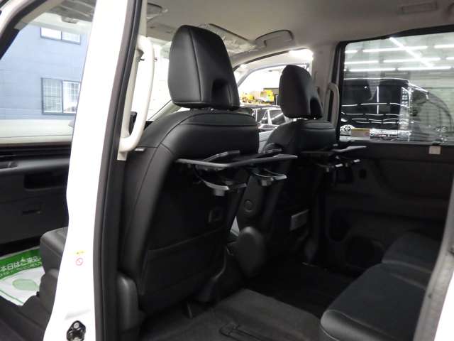 日産 セレナ １．４ Ｅ－４ＯＲＣＥ ハイウェイスターＶ ４ＷＤ R7年 (東北) 99