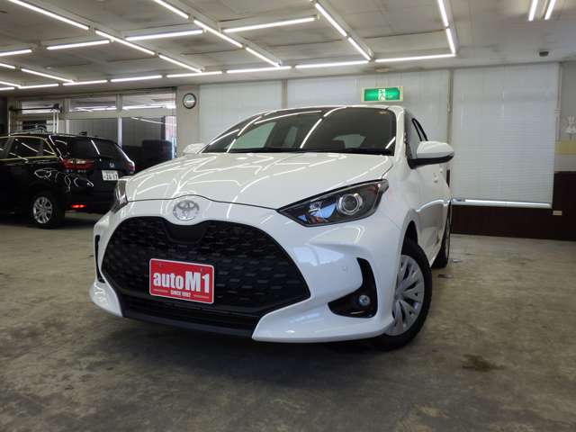 トヨタ ヤリス １．５ ハイブリッド Ｘ Ｅ－ＦＯＵＲ ４ＷＤ R6年 (東北) 99