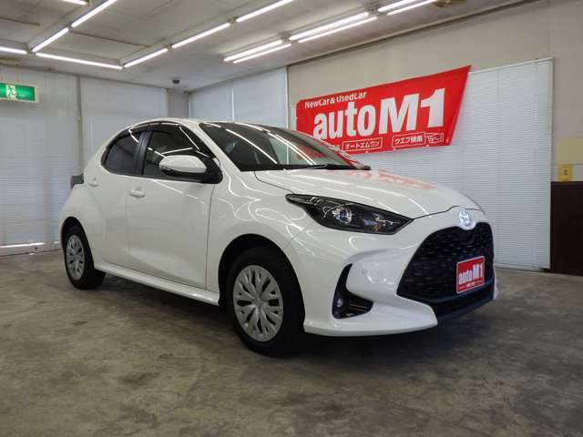 トヨタ ヤリス １．５ ハイブリッド Ｘ Ｅ－ＦＯＵＲ ４ＷＤ R6年 (東北) 99
