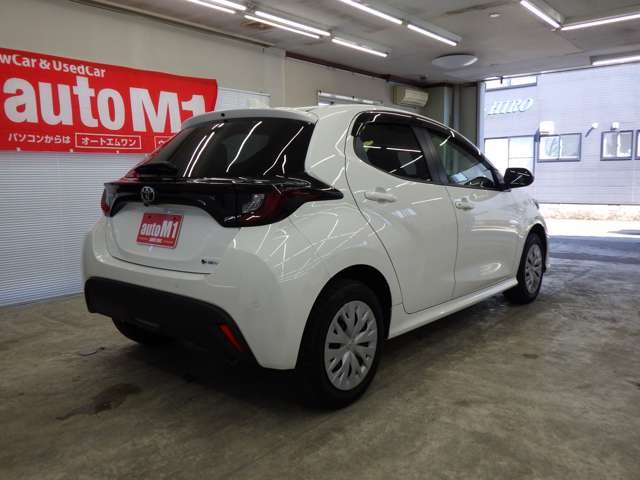 トヨタ ヤリス １．５ ハイブリッド Ｘ Ｅ－ＦＯＵＲ ４ＷＤ R6年 (東北) 99