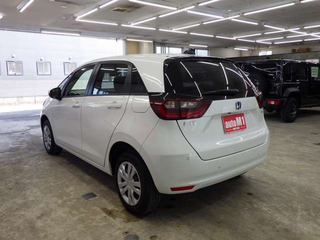 ホンダ フィット　ハイブリッド １．５ Ｅ：ＨＥＶ ホーム ４ＷＤ R5年 (東北) 99