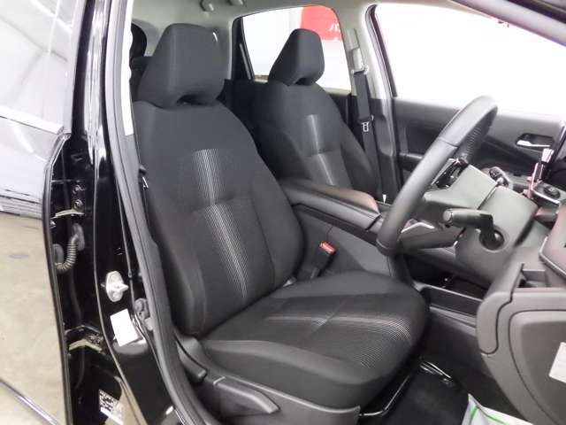 日産 ノート １．２ Ｘ ＦＯＵＲ ４ＷＤ R5年 (東北) 99