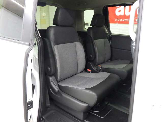 ホンダ フリード　ハイブリッド １．５ Ｅ：ＨＥＶ エアー ＥＸ ４ＷＤ R8年 (東北) 99