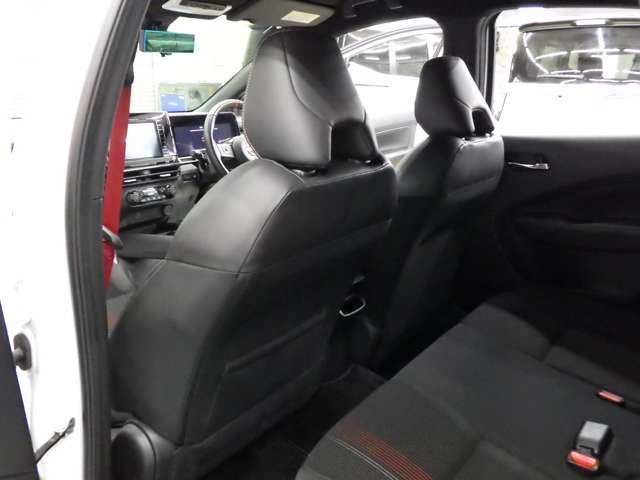 日産 ノートオーラ １．２ ＮＩＳＭＯ R4年 (東北) 99