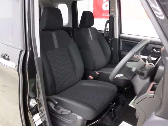 トヨタ ルーミー １．０ カスタム Ｇ ４ＷＤ R7年 (東北) 99