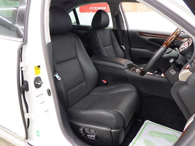 レクサス ＬＳハイブリッド ６００Ｈ バージョンＣ Ｉパッケージ ４ＷＤ H25年 (東北) 99