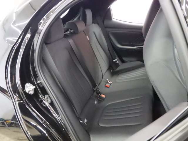 トヨタ ヤリス １．５ Ｘ ４ＷＤ R6年 (東北) 99