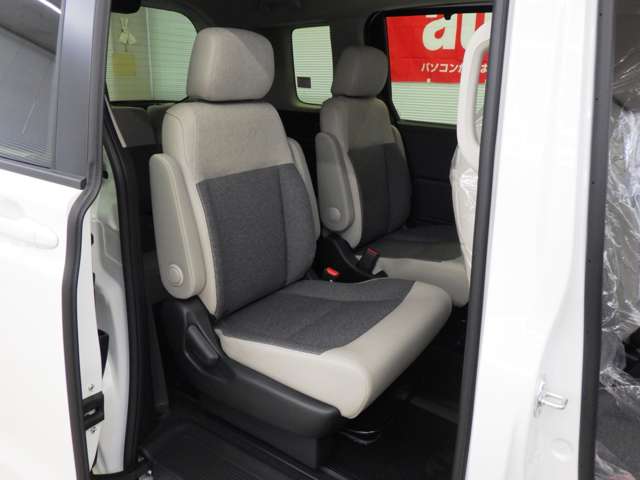 ホンダ フリード　ハイブリッド １．５ Ｅ：ＨＥＶ エアー ＥＸ ４ＷＤ R8年 (東北) 99