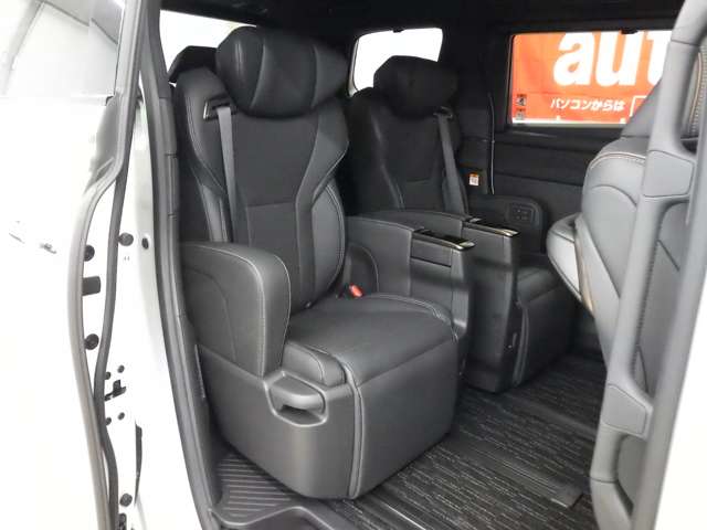 トヨタ アルファード　ハイブリッド ハイブリッド ２．５ Ｚ Ｅ－ＦＯＵＲ ４ＷＤ R7年 (東北) 99