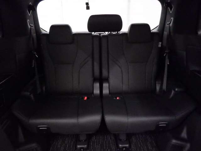 トヨタ アルファード　ハイブリッド ハイブリッド ２．５ Ｚ Ｅ－ＦＯＵＲ ４ＷＤ R7年 (東北) 99