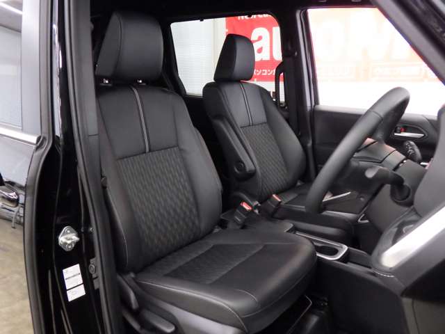 トヨタ ノア １．８ ハイブリッド Ｓ－Ｚ Ｅ－ＦＯＵＲ ４ＷＤ R7年 (東北) 99