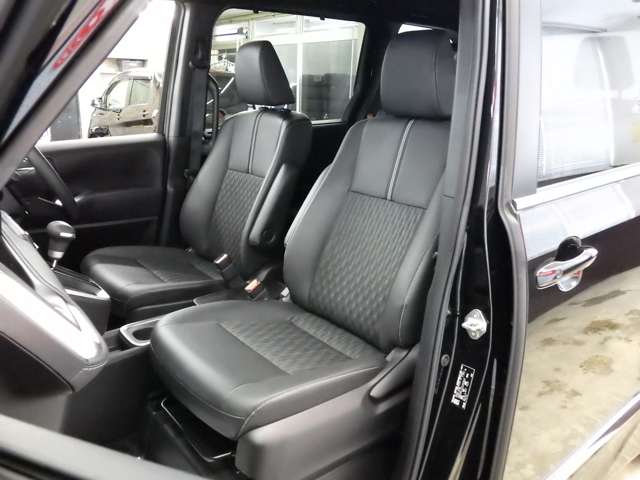 トヨタ ノア １．８ ハイブリッド Ｓ－Ｚ Ｅ－ＦＯＵＲ ４ＷＤ R7年 (東北) 99