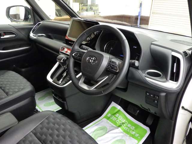 トヨタ ヴォクシー ２．０ Ｓ－Ｚ ４ＷＤ R6年 (東北) 99
