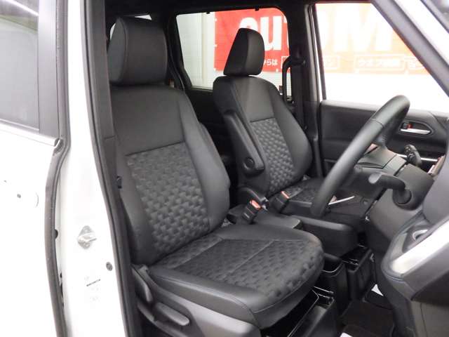 トヨタ ヴォクシー ２．０ Ｓ－Ｚ ４ＷＤ R6年 (東北) 99