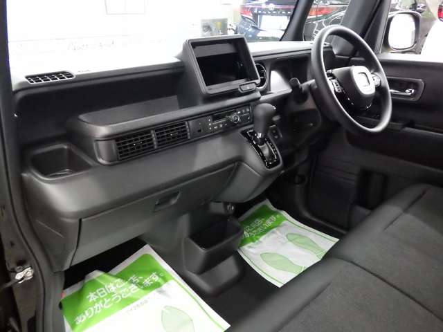 ホンダ Ｎ　ＢＯＸ カスタム ６６０ ４ＷＤ R7年 (東北) 99