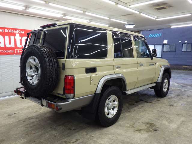 トヨタ ランドクルーザーバン ４．０ ４ＷＤ H27年 (東北) 99