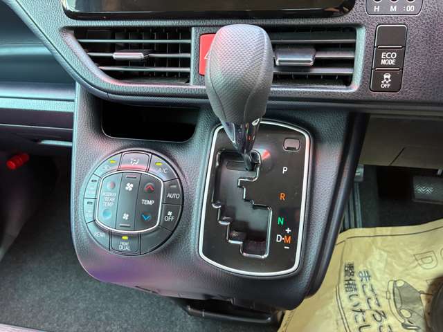 トヨタ ノア ２．０ Ｘ ４ＷＤ H27年 (東北) 99