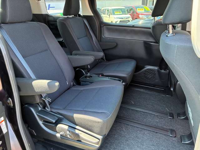 トヨタ ノア ２．０ Ｘ ４ＷＤ H27年 (東北) 99
