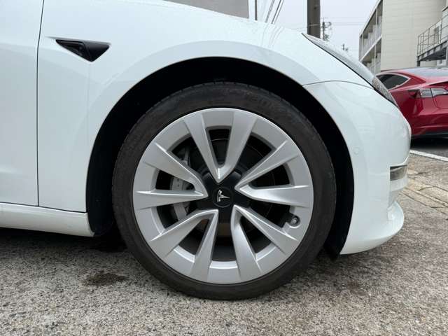 テスラ モデル３ ロングレンジ ＡＷＤ 白内装 R3年 (東海) 99