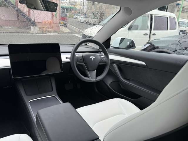 テスラ モデル３ ロングレンジ ＡＷＤ 白内装 R3年 (東海) 99