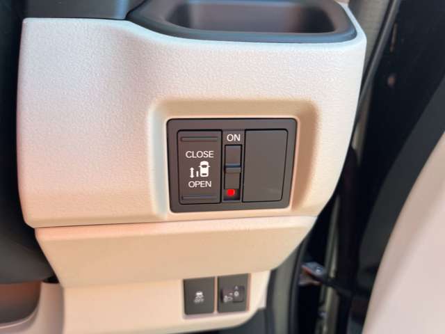ホンダ Ｎ　ＢＯＸ ６６０ R8年 (関東) 99