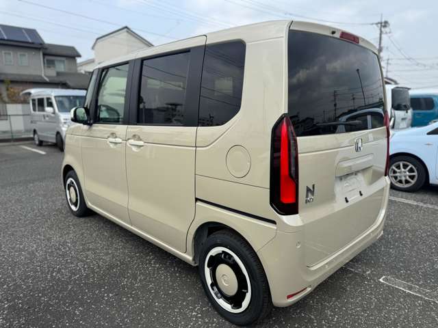 ホンダ Ｎ　ＢＯＸ ６６０ ファッションスタイル モノトーン R8年 (関東) 99