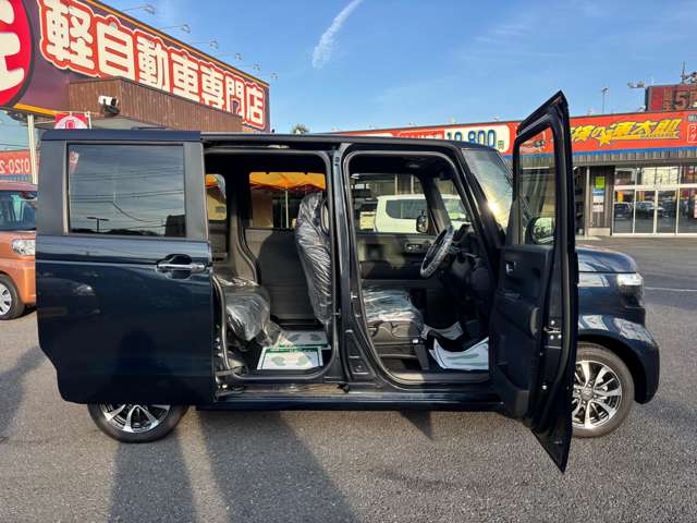 ホンダ Ｎ　ＢＯＸ カスタム ６６０ R7年 (関東) 99