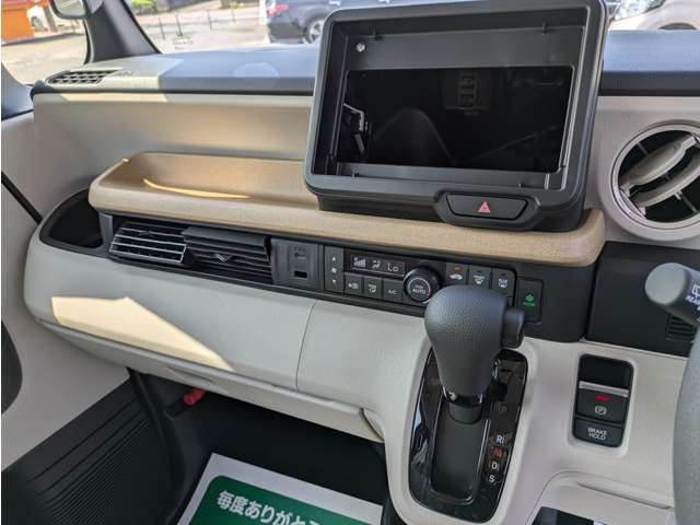 ホンダ Ｎ　ＢＯＸ ６６０ R8年 (関東) 99
