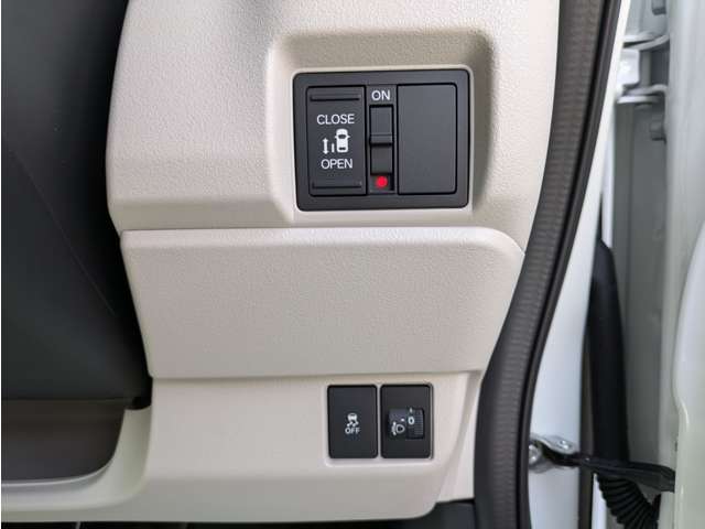 ホンダ Ｎ　ＢＯＸ ６６０ R8年 (関東) 99