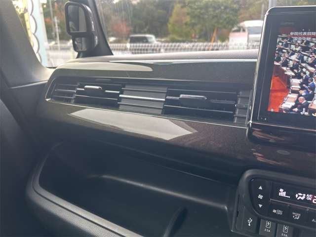 ホンダ Ｎ　ＢＯＸ カスタム ６６０ Ｇ Ｌ ターボ ホンダセンシング R2年 (関東) 99
