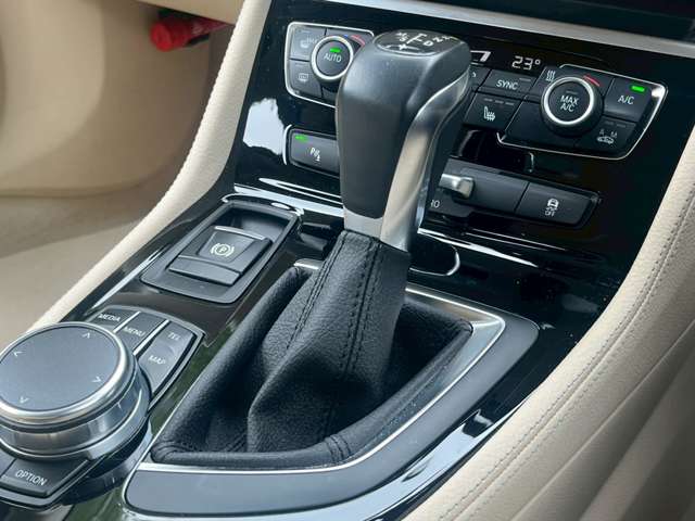 ＢＭＷ ２シリーズアクティブツアラー ２１８Ｄ Ｘドライブ ラグジュアリー ディーゼルターボ ４ＷＤ H29年 () 99