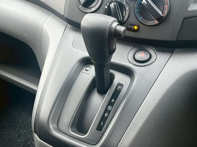 日産 ＮＶ２００バネットバン １．６ ＶＸ R6年 () 99
