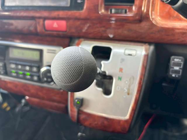 トヨタ ハイエースワゴン ２．７ グランドキャビン H27年 (関東) 99