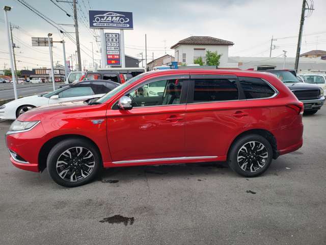 三菱 アウトランダーＰＨＥＶ ２．０ Ｇ セーフティパッケージ ４ＷＤ H27年 () 99