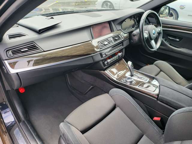 ＢＭＷ ５シリーズ ５２３Ｄ Ｍスポーツ ディーゼルターボ H27年 (関東) 99